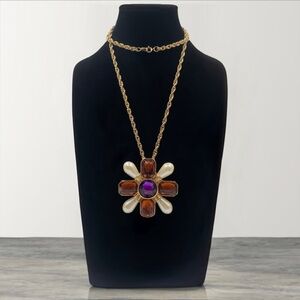 Avon Vintage Maltese Cross Brooch Pendant Necklace Gold Tone Faux Pearl